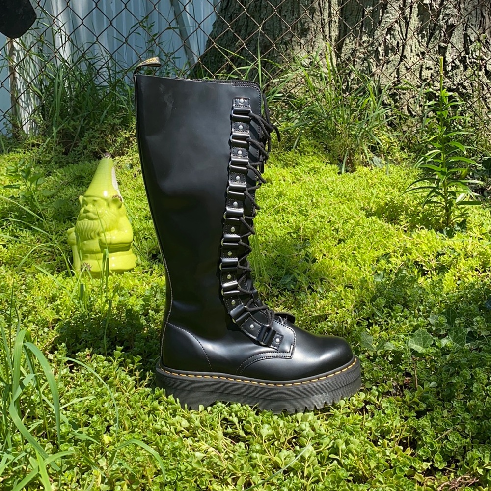 Dr. Martens 1B60 Britain XL QUAD RETRO NIB